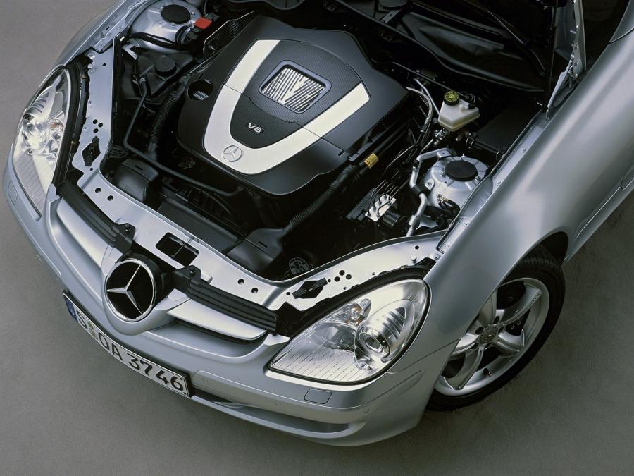  Mercedes-Benz SLK350 2005 года  (фото 4 из 103)